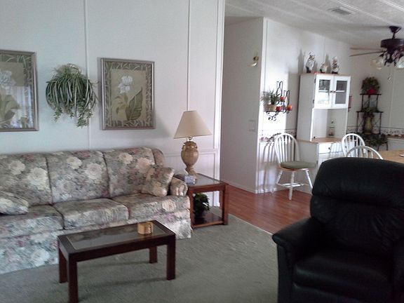 2nd image of 206 Sweet Cir