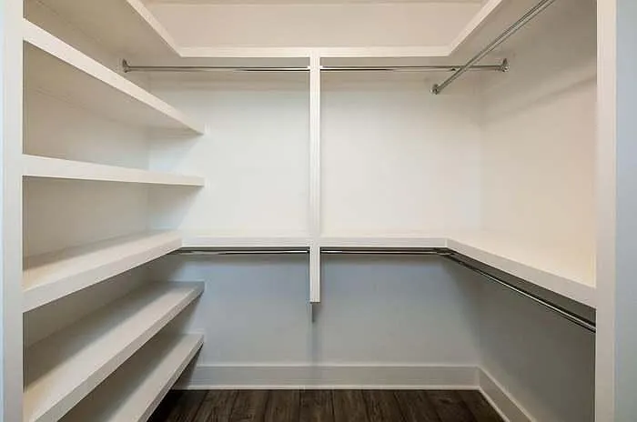 700 James Ave #8 — Photo 13