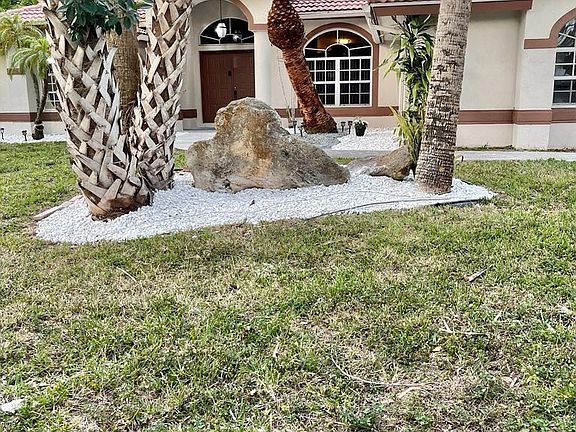2nd image of 17477 Orange Boulevard
