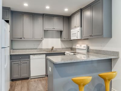 5326 Fleetwood Oaks Ave APT 247, Dallas, TX, 75235