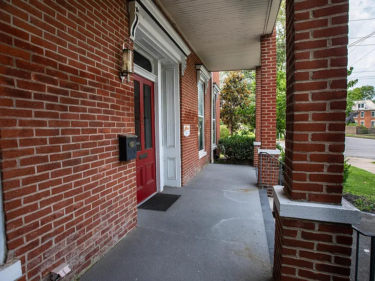 335 N 6th St #1 — Photo 51