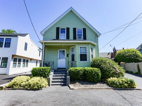 68 Crescent St, Swampscott, MA 01907