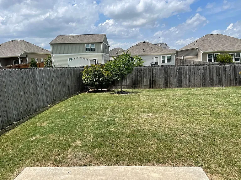13908 Sherri Berry Way — Photo 5