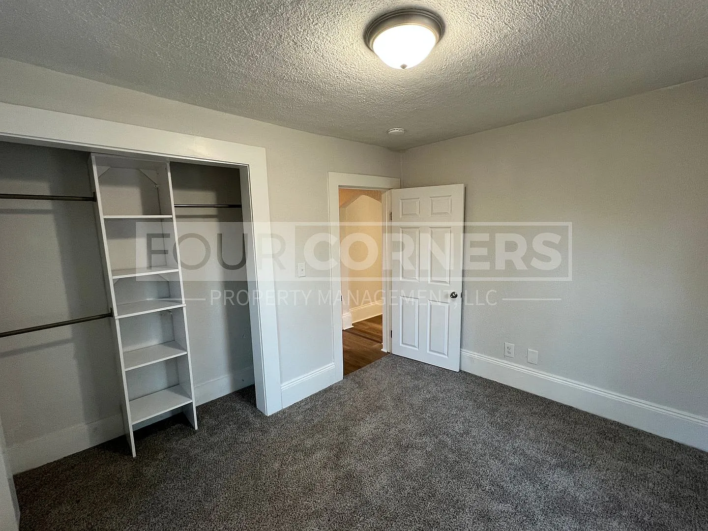 Beautifully Renovated 2BR Home — Photo 4