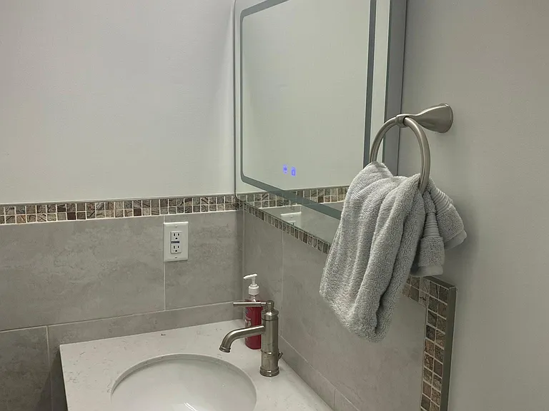 BATH SINK