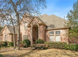 7 Royal Oaks Cir, Denton, TX 76210