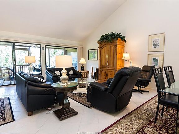 4th image of 27 Lake Forest Dr APT 3320