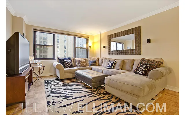 Sold by Douglas Elliman | media 14