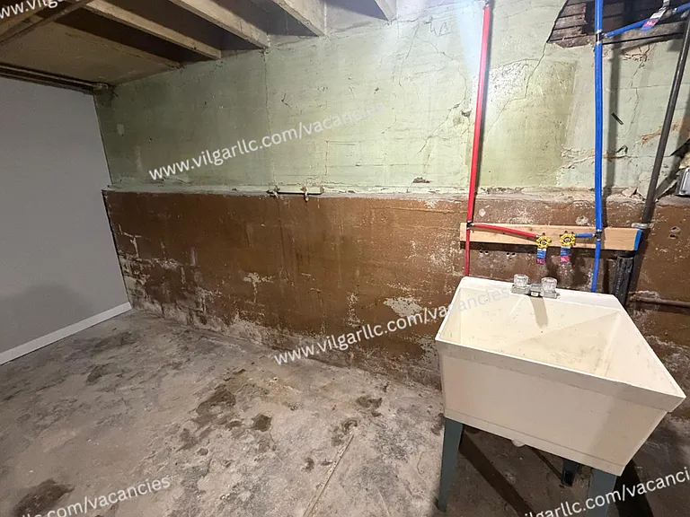 825 Merrill St — Photo 20