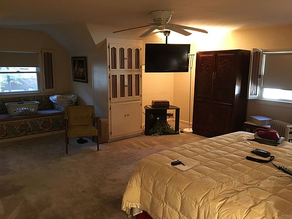 4th image of 804 Eastlawn Dr