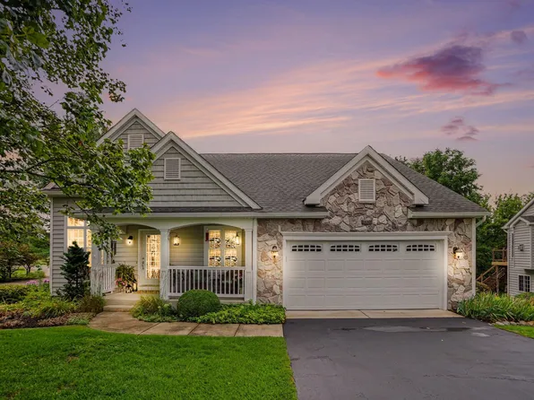 8800 Tamarisk Cir, Richland, MI 49083