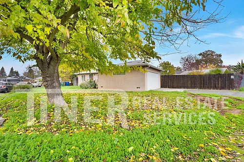 5516 Palmdale Way Photo 1