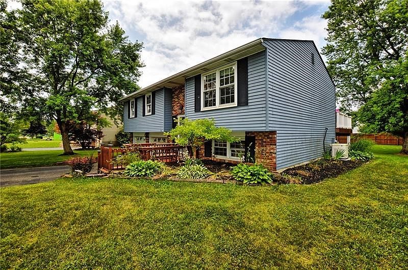 1st image of 209 Wyndmere Dr