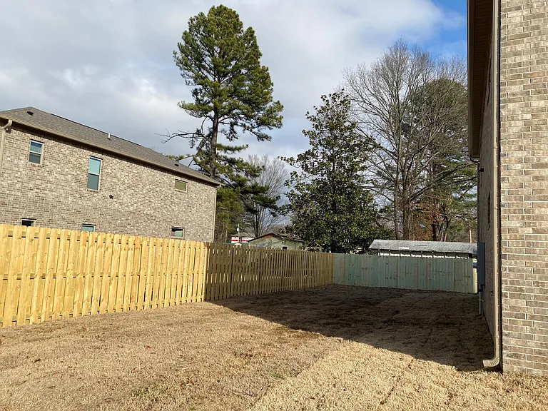 812 W Trickey Ln — Photo 22