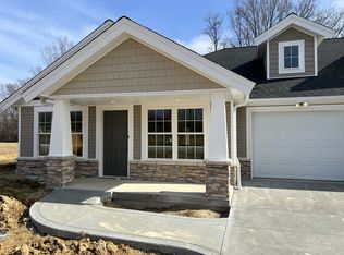 16 Beacon Way, Washington, IN 47501