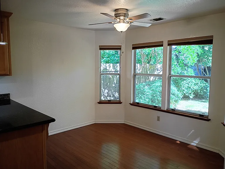 8071 Livorna Way — Photo 11