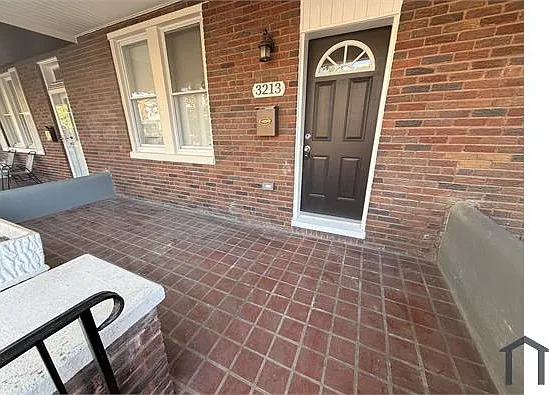 3213 Ramona Ave — Photo 2