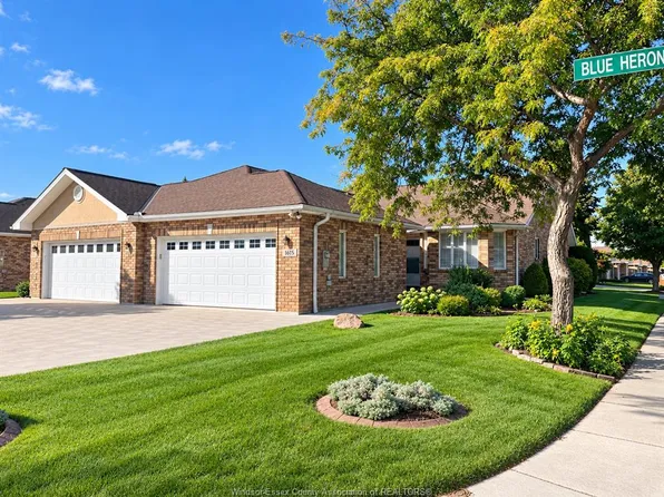 1615 Blue Heron Dr, Windsor, ON N8P 1L7