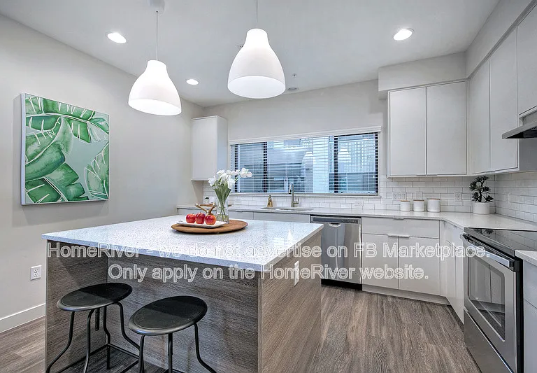 1000 W 5th St #1010 — Photo 9