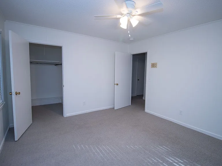 1110 Slann Dr — Photo 42