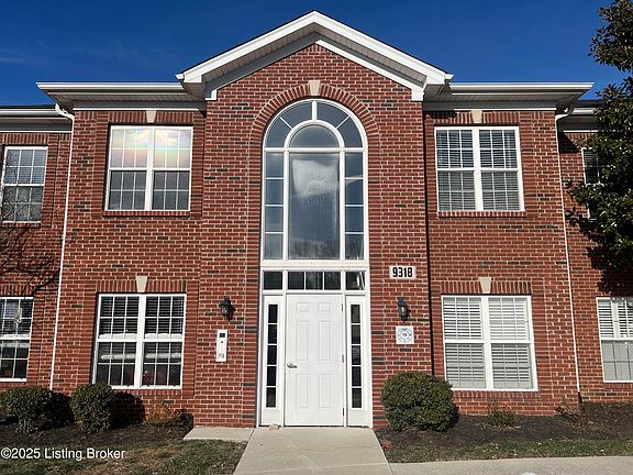 5th image of 9318 Pine Lake Dr Unit 202