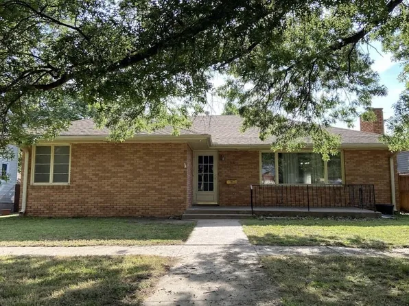 305 S West Ave, Lyons, KS 67554