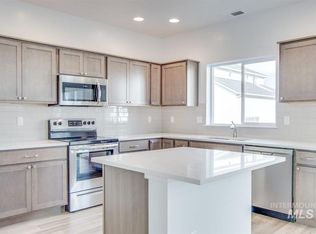 5940 S Sturgeon Way, Boise, ID 83709