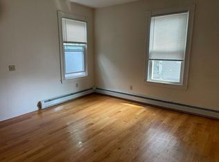 203 Harvard St #2, Cambridge, MA 02139
