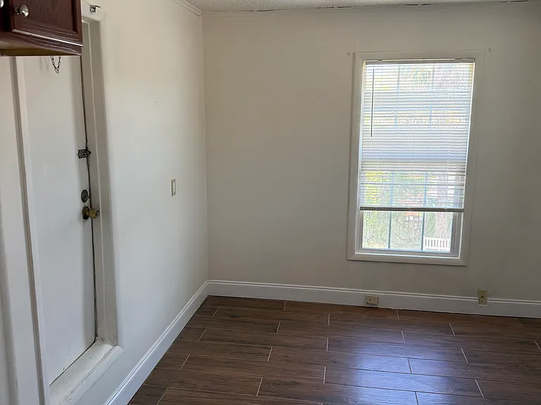 792 Aurora Rd #4 — Photo 8