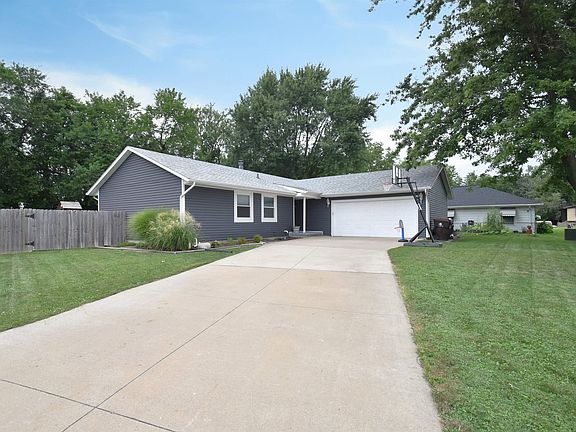 5th image of 3635 W Castile Ct