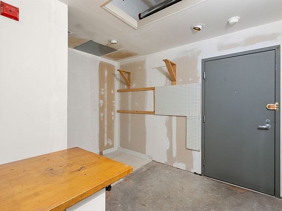 3rd image of 1180-1200 Washington St APT 114