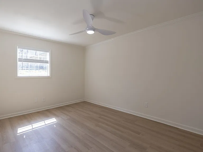 1100 Park Ln #202 — Photo 15