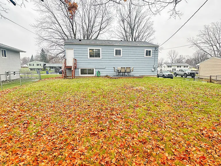 22 Bemis Way — Photo 12