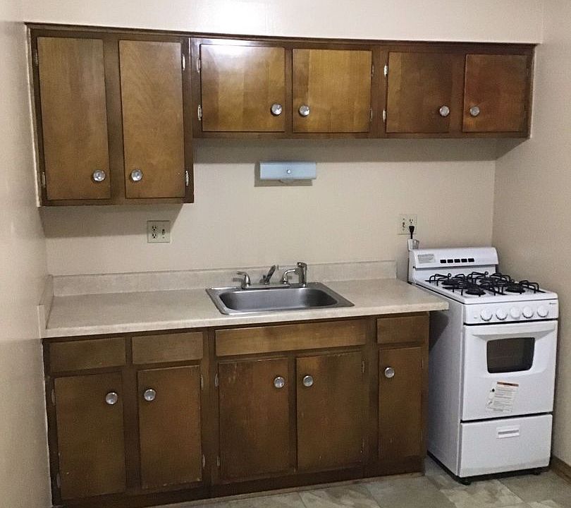 1st image of 411 N Moreland Blvd APT 14