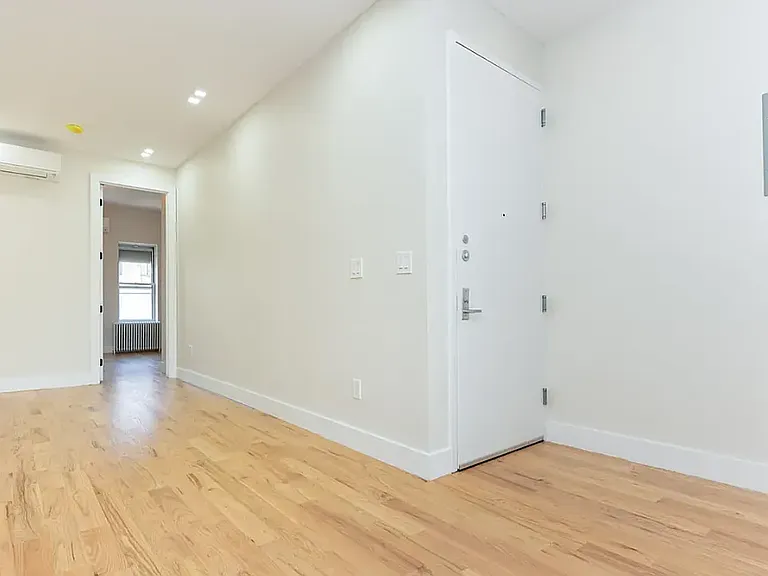 428 Bleecker St #3L — Photo 5