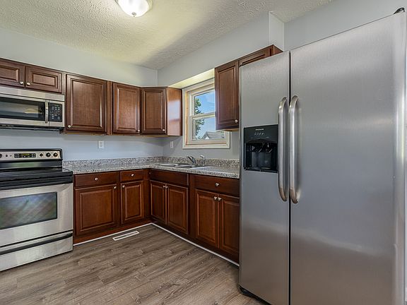4th image of 2673 Delta Ct