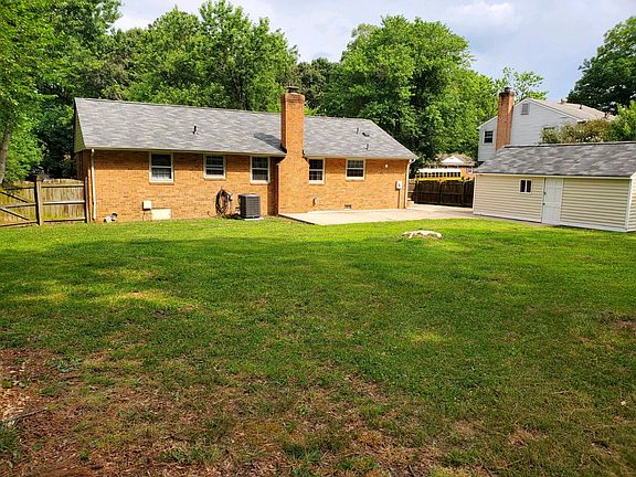 3rd image of 1409 Fernleaf Dr