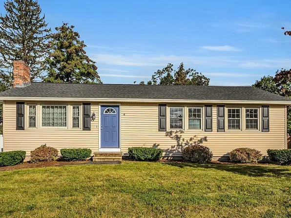 4 Academy Drive, Nashua, NH 03064
