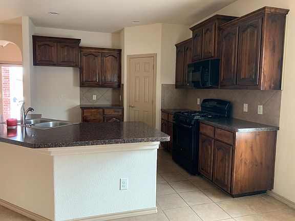 5th image of 4716 Elkhart Dr