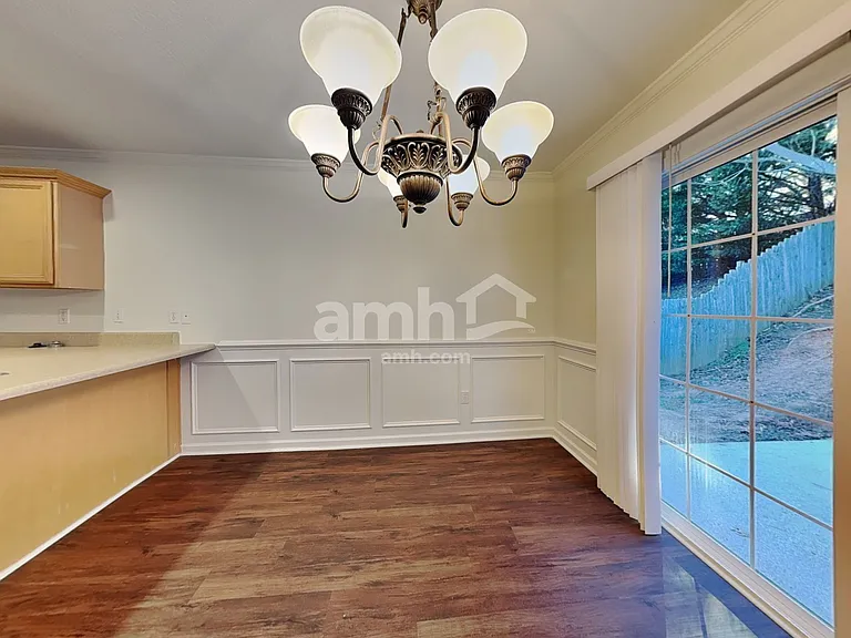 201 Cassidy Ct — Photo 4