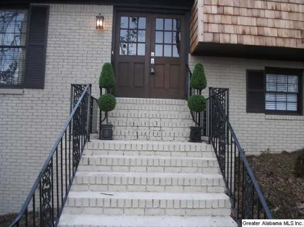3724 Forest Run Rd, Mountain Brook, AL 35223