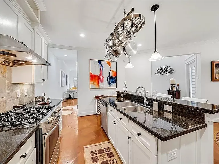5522 Larkin St #A — Photo 14