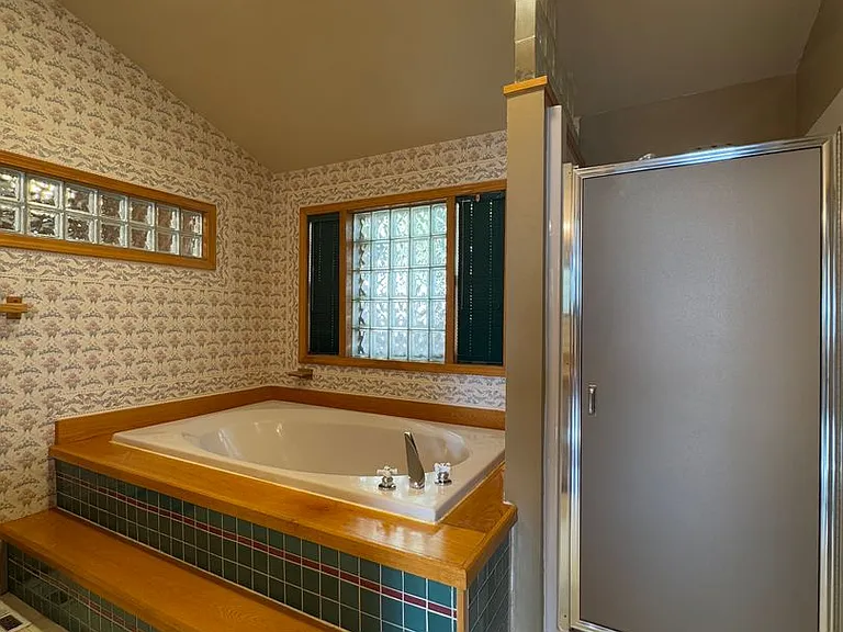 1001 N Brooklane St — Photo 18