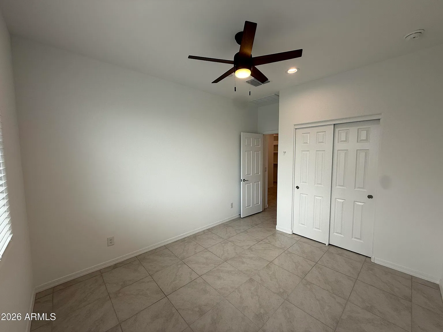 3 bed, 2.0 bath, 1822 sqft, $2,395 — Photo 3