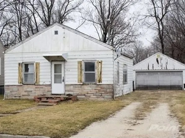 815 E 21st St, Des Moines, IA 50317