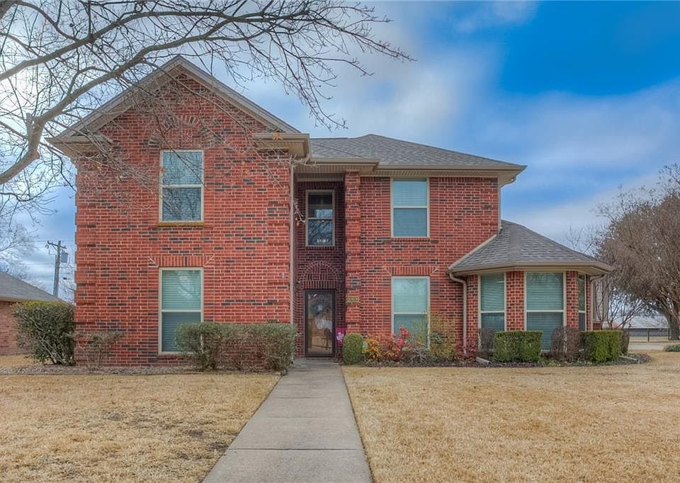 1st image of 10608 Woodland Dr