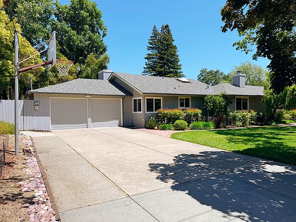 Huge a lot of parking spaces