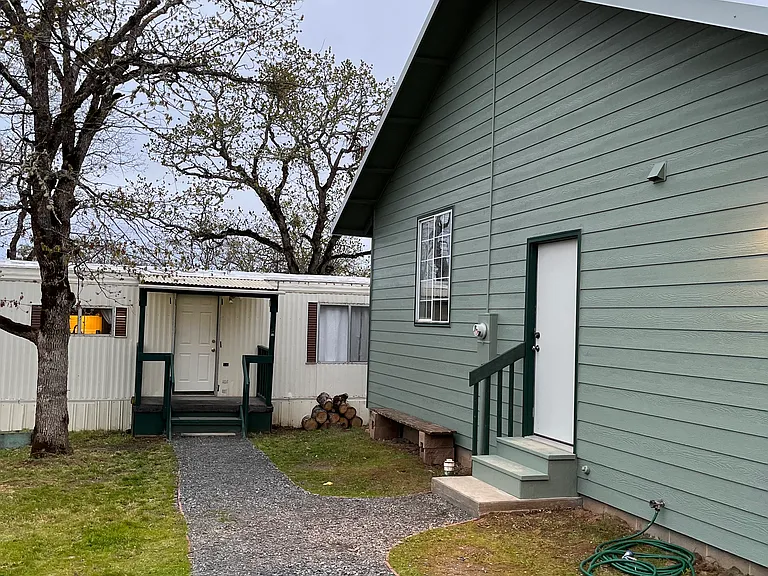 13850 Perry Rd — Photo 13