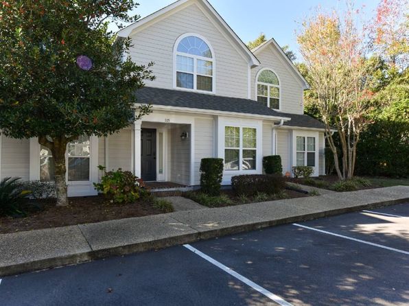 6211 Wrightsville Ave APT 105