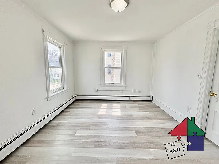 94 Malletts Bay Ave — Photo 41